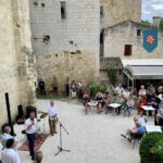 librairie-caminando-concert-cour.jpg